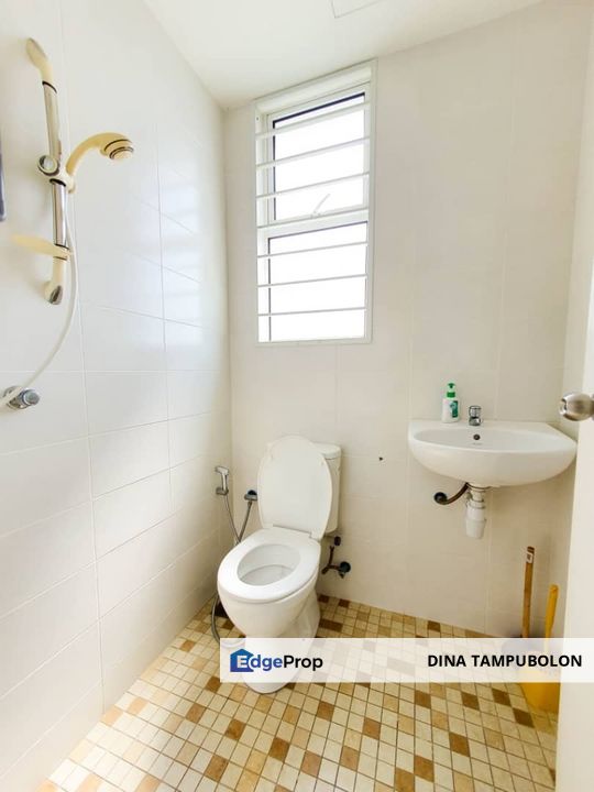 For Sale Corner Unit at Laman Baiduri Subang Jaya , Selangor, Subang Jaya