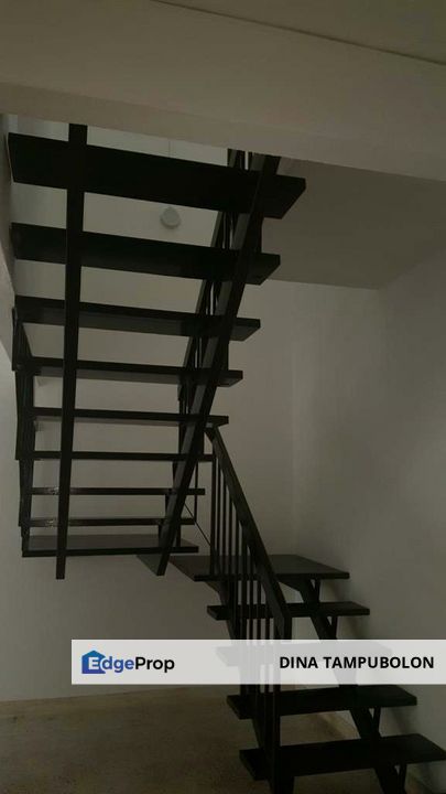 For RENT SS17 Renovated Double Storeys House , Selangor, Subang Jaya