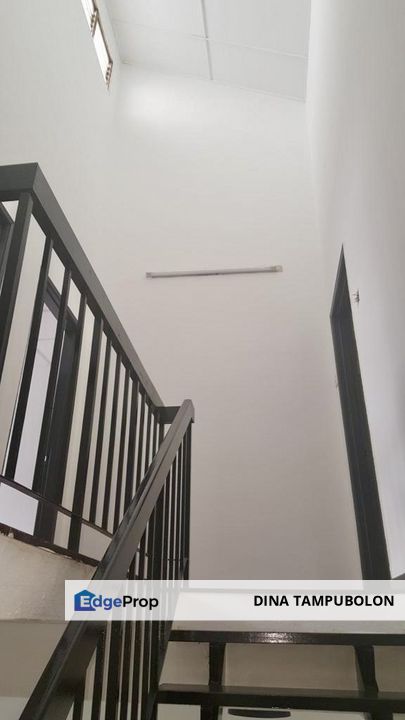 For RENT SS17 Renovated Double Storeys House , Selangor, Subang Jaya
