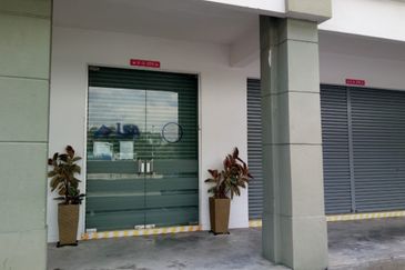 FOR SALE PANGSAPURI SRI MEKAR Puchong  Office Unit