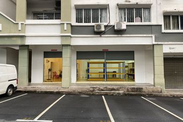 FOR SALE PANGSAPURI SRI MEKAR Puchong  Office Unit