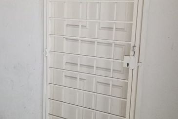 FOR SALE PANGSAPURI SRI MEKAR Puchong  Office Unit