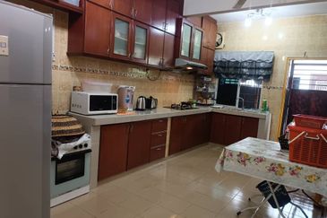 Taman Tamu Hillpark (Seksyen 4)