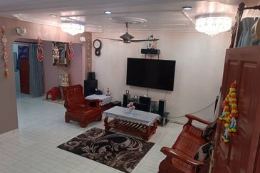 Taman Tamu Hillpark (Seksyen 4)