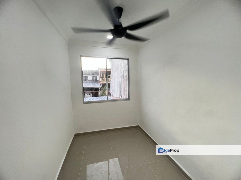 FREEHOLD RENO Double Storey Terrace Taman Rawang Perdana Extended for ...