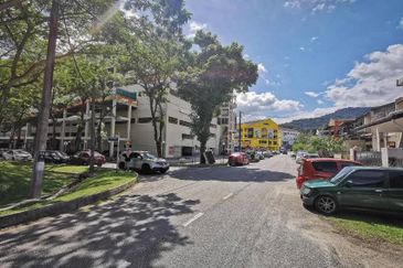 Taman Selayang Utama