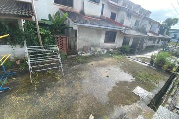 Bandar Country Homes