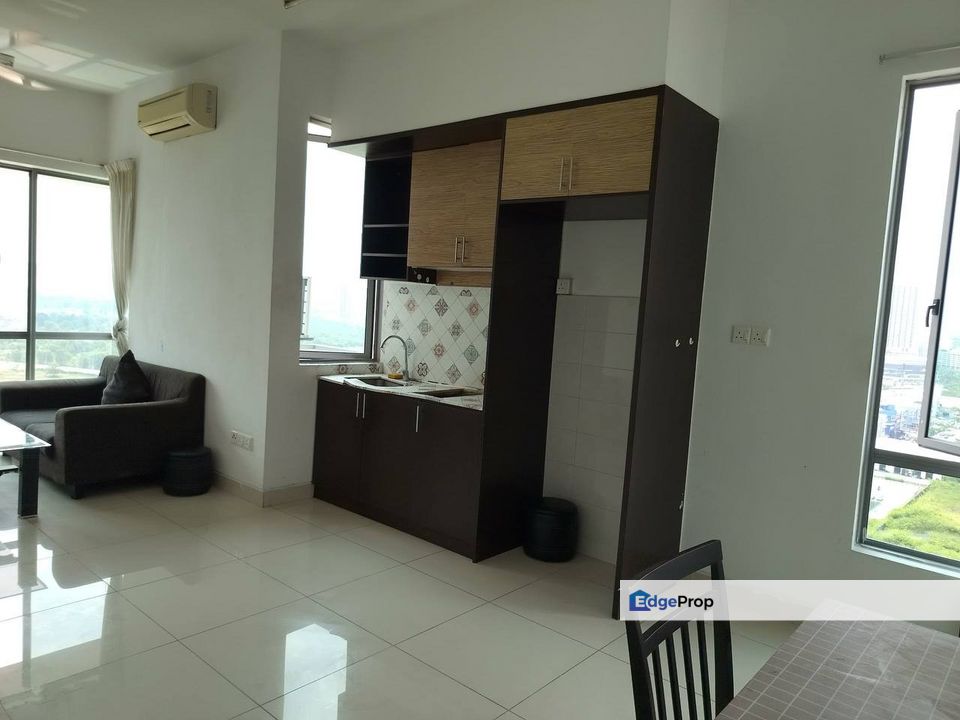 Corner Unit VEGA RESIDENSI 1, CYBERJAYA Non bumi unit Furnished, Selangor, Cyberjaya