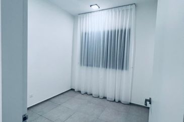 New partial Furnish Edgewood Residence 1280sf SkySantuary SETAPAK