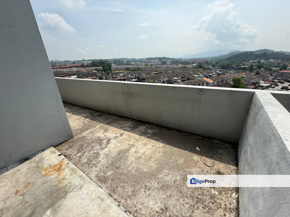 [Big BALCONY] Avia Plus Condo 1200sf Country Homes Rawang, Selangor, Rawang