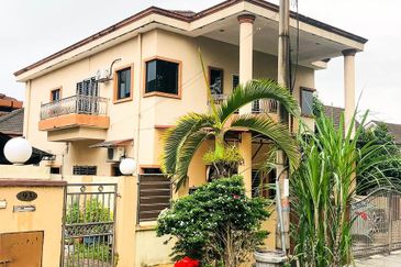 Taman Sri Hijau ( New Green Park )