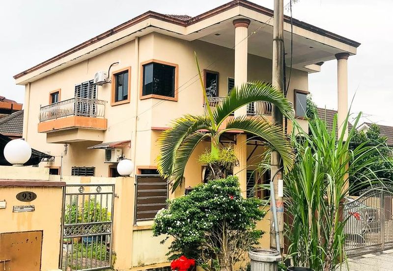 Taman Sri Hijau ( New Green Park )