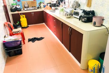 Taman Sri Hijau ( New Green Park )