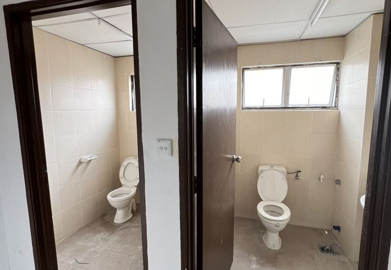 BATANG KALI Shoplot 22X70 with office FACING MAIN ROAD same row with MALIKAH MAJU