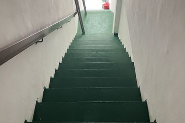 BATANG KALI Shoplot 22X70 with office FACING MAIN ROAD same row with MALIKAH MAJU