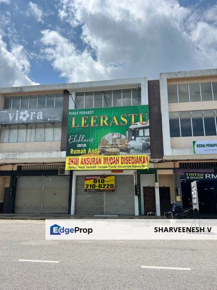 BATANG KALI Shoplot 22X70 with office FACING MAIN ROAD same row with MALIKAH MAJU, Selangor, Batang Kali