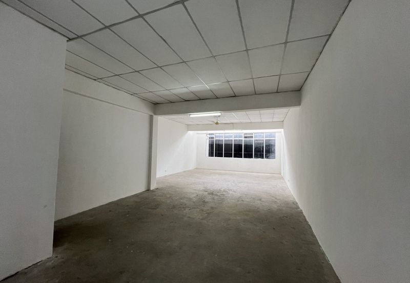 BATANG KALI Shoplot 22X70 with office FACING MAIN ROAD same row with MALIKAH MAJU