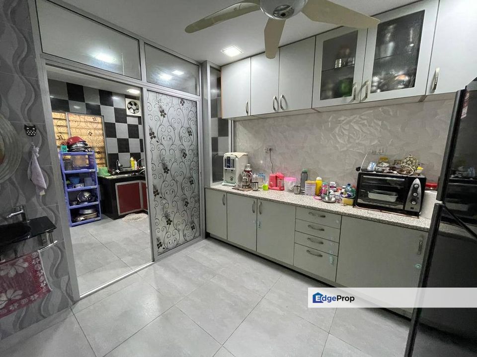 FULL LOAN Double Storey Garing Permai Reno 20x65 Fully Extend Rawang, Selangor, Rawang