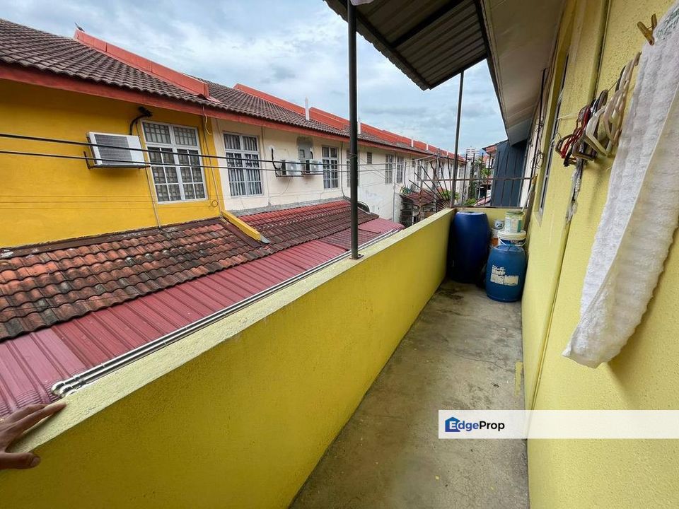 FULL LOAN Double Storey Garing Permai Reno 20x65 Fully Extend Rawang, Selangor, Rawang