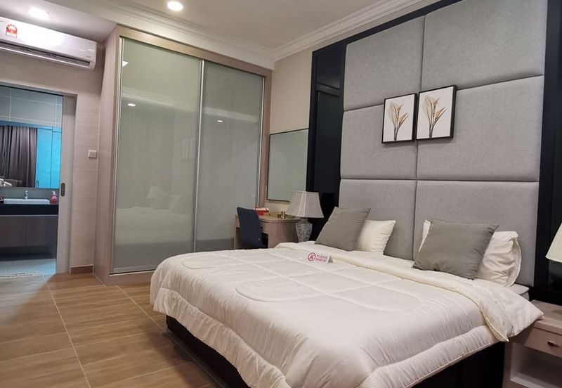 Hillcrest Heights (Puchong Heights)