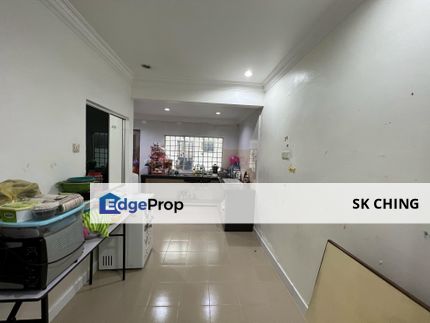 Puchong Utama 5 Terrance House (18x65) For Sale (Below Market Price), Selangor, Puchong