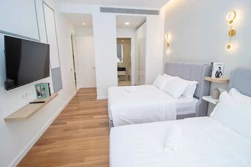 Pavilion Ceylon Hill