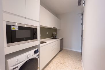 Pavilion Ceylon Hill