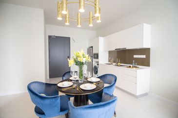 Pavilion Embassy Residence