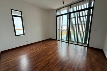 Isle of Botanica, Setia Eco Glades