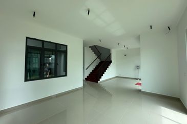 Isle of Botanica, Setia Eco Glades