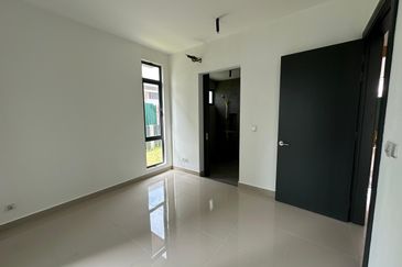 Isle of Botanica, Setia Eco Glades