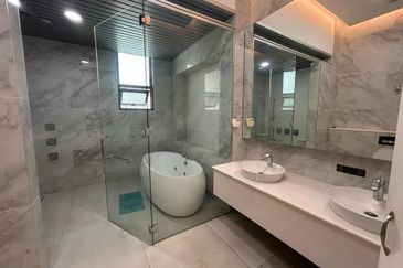 Country Height Damansara Bungalow Landed For Sales