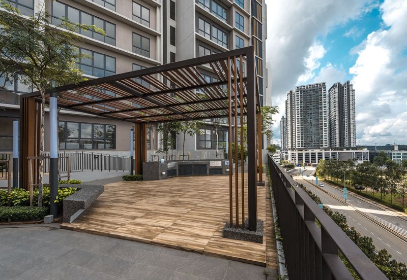 The Clio 2 Residence