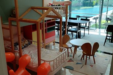 Lakefront Condominium | Emerald Hills @ Alam Damai