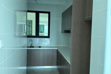 Hillcrest Heights (Puchong Heights)