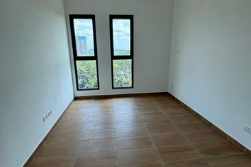 Hillcrest Heights (Puchong Heights)