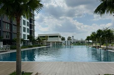 Hillcrest Heights (Puchong Heights)