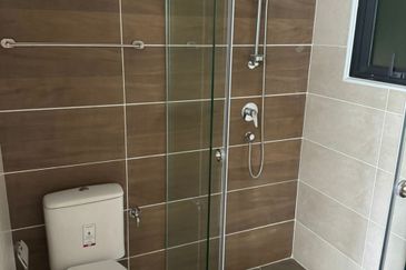 Hillcrest Heights (Puchong Heights)