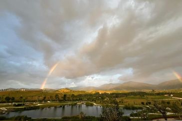 Anyara Hills, Sungai Long East