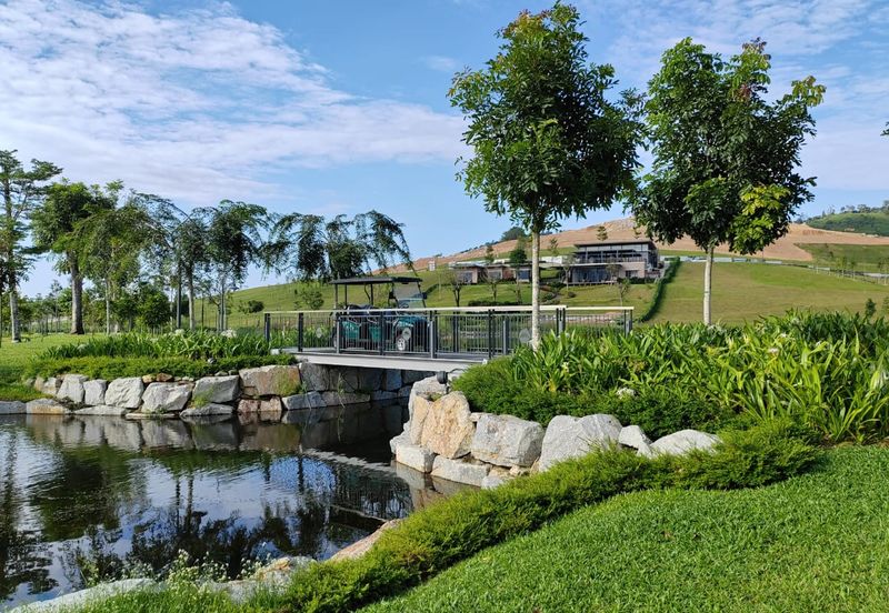 Anyara Hills, Sungai Long East