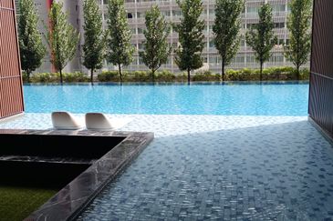 Aria Luxury Residence