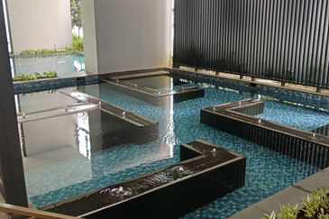 Aria Luxury Residence