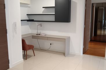 Aria Luxury Residence