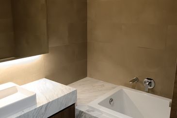 Aria Luxury Residence