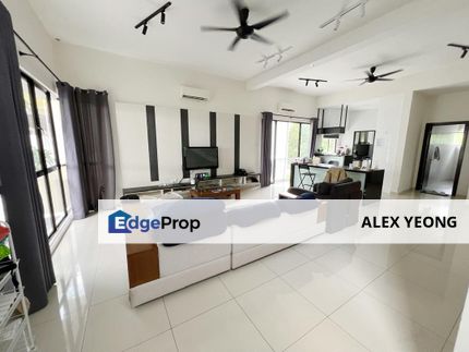 Jade Hills 3 Storey Semi-D Renovated Kajang, Selangor, Kajang