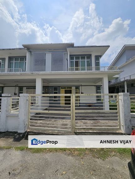 BEAUTIFUL 2 STOREY  SEMI-D CLUSTER Saujana Putra (BSP) , Selangor, Jenjarom