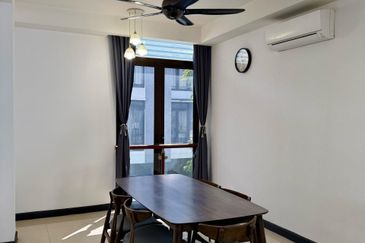 Mozart, Symphony Hills