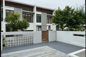 Mozart, Symphony Hills