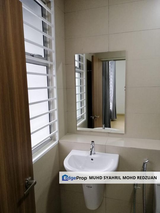 Double Storey Terrace Serenia Amani, Sepang for Sale, Selangor, Dengkil