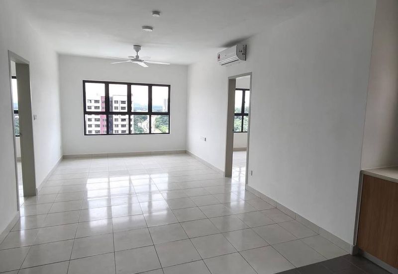 Arena Residences @ Warisan Puteri *